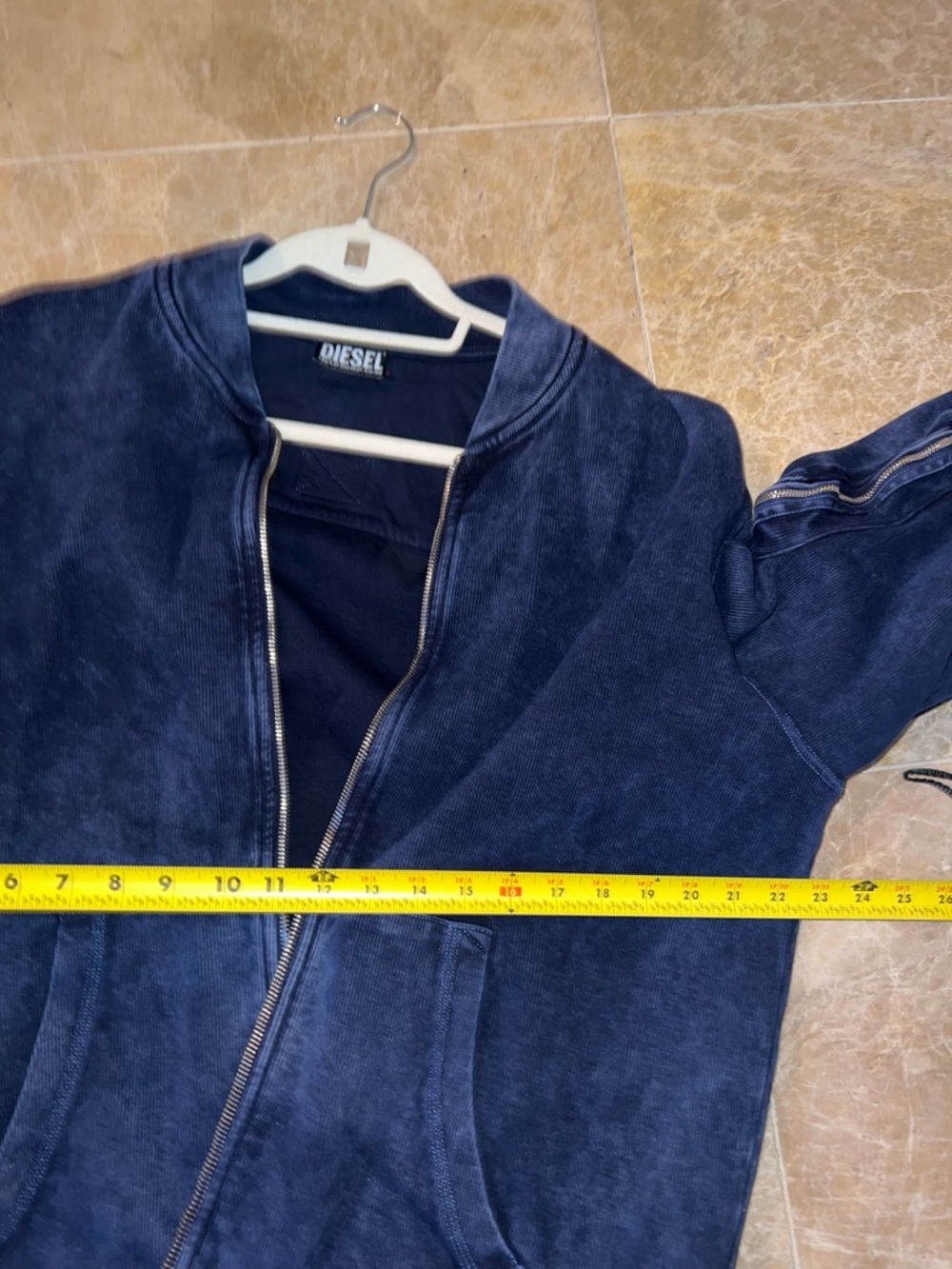 Authentic Men’s Diesel Set - Picture 6 of 11